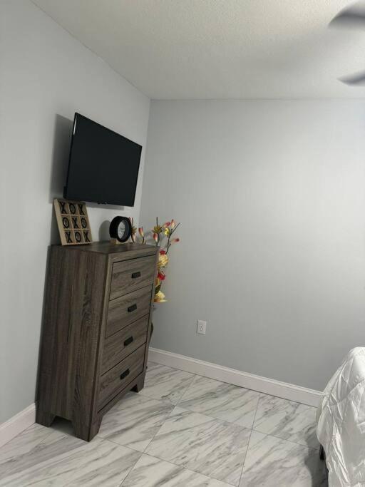 Great Apartment In Valrico Екстер'єр фото